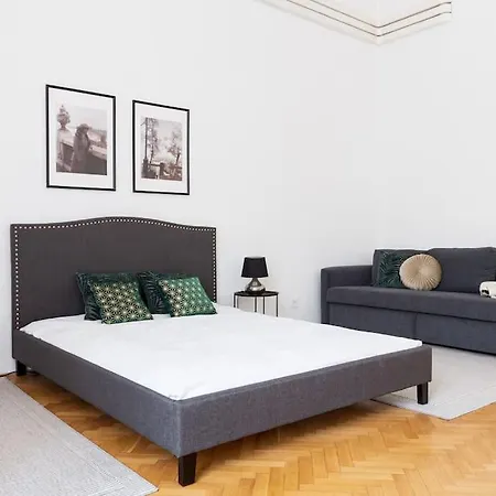 Andrassy Avenue * 부다페스트