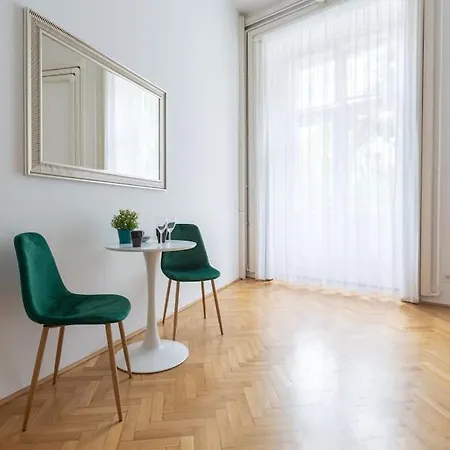 Andrassy Avenue * Budapešť